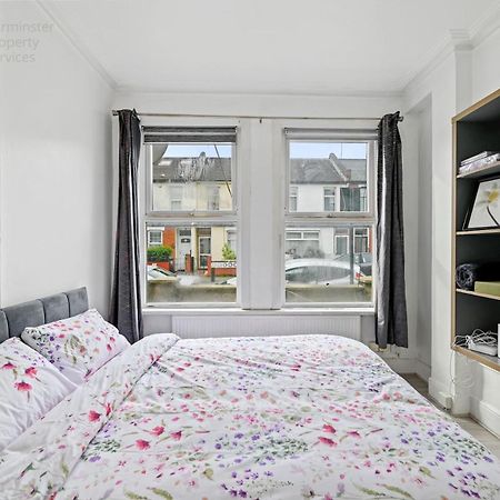 Cosy Tottenham Apartment Sleeps 4 London Exterior photo